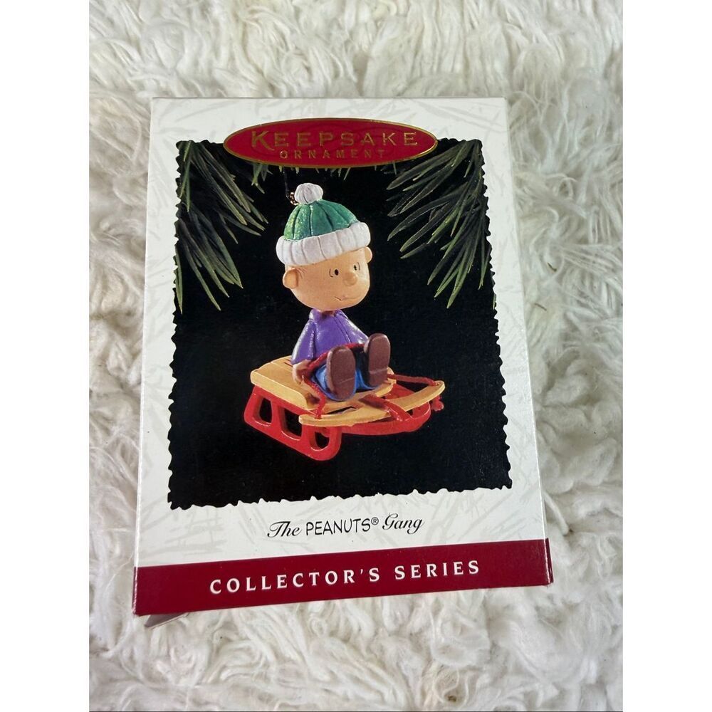 Hallmark Keepsake Ornament 1995 The Peanuts Gang 3rd Linus Sled Sledding